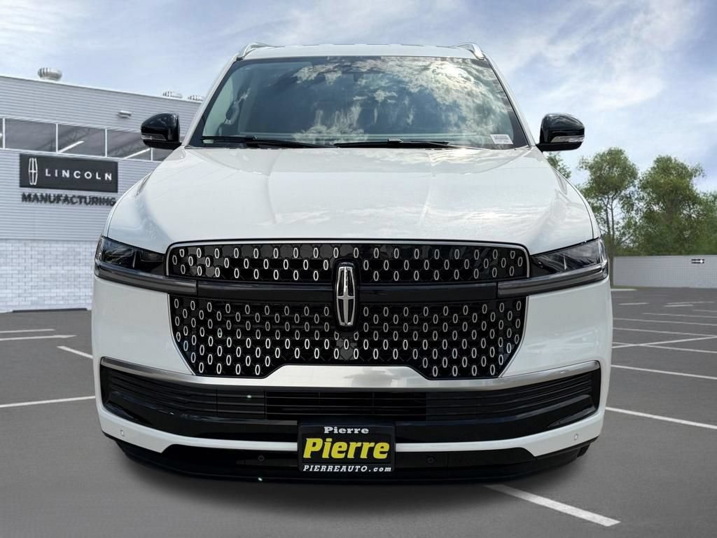 New 2027 Lincoln Navigator Premiere AWD/4WD image 5
