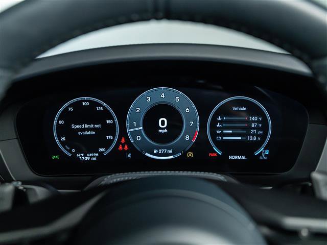 Used 2025 Porsche 911 Carrera image 21