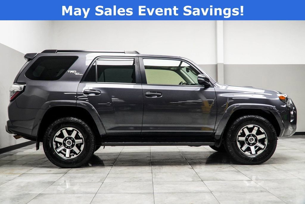 Used 2023 Toyota 4Runner TRD Off-Road Premium w/ Moonroof Package AWD/4WD image 6