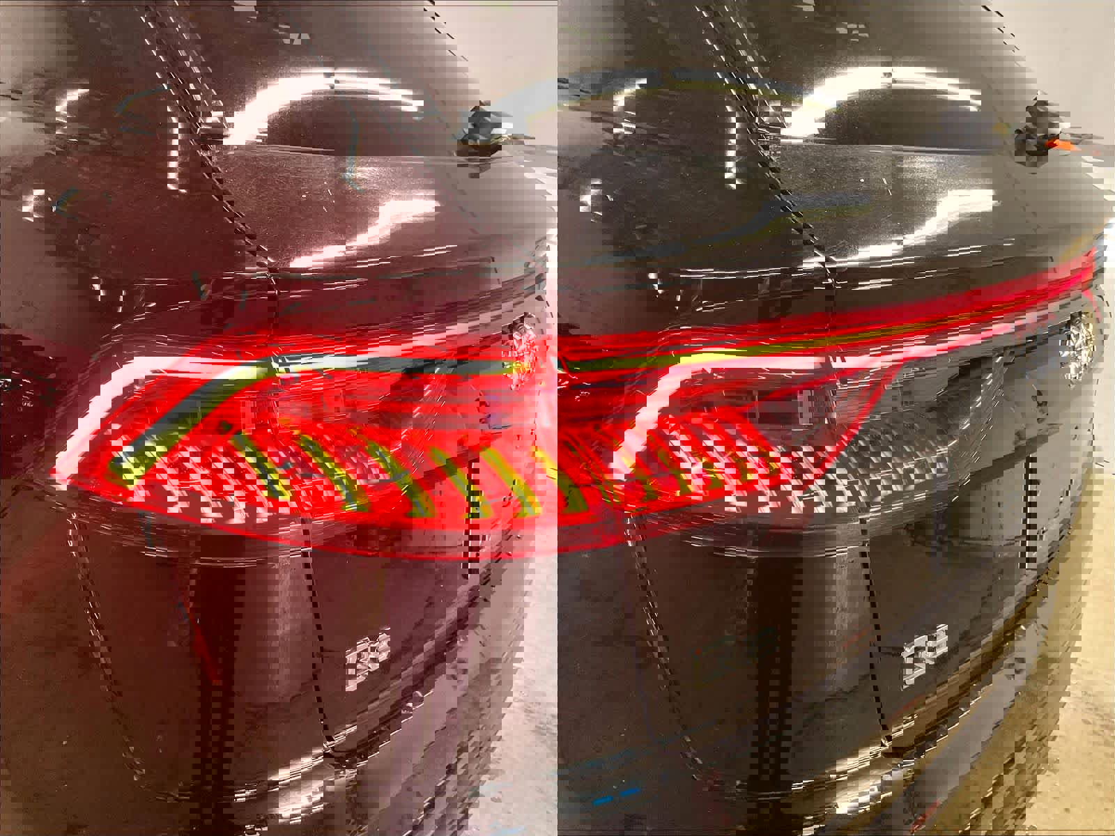 Used 2020 Audi Q8 Premium Plus w/ Premium Plus Package image 29