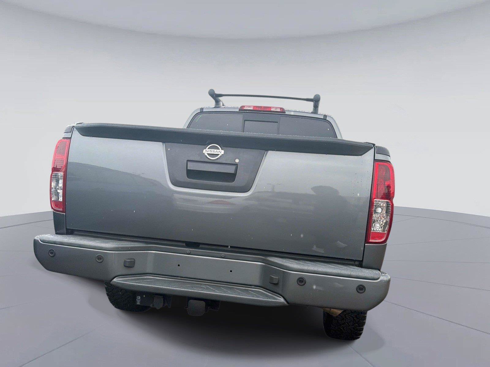Used 2020 Nissan Frontier PRO-4X w/ Pro-4x Utility Package AWD/4WD image 4