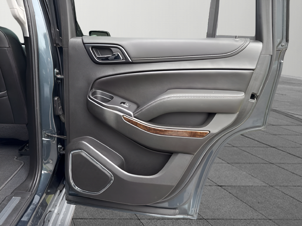 Used 2019 Chevrolet Tahoe LT RWD image 38