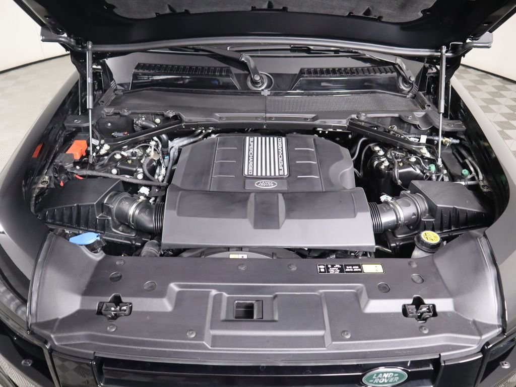 New 2025 Land Rover Defender 130 V8 image 31