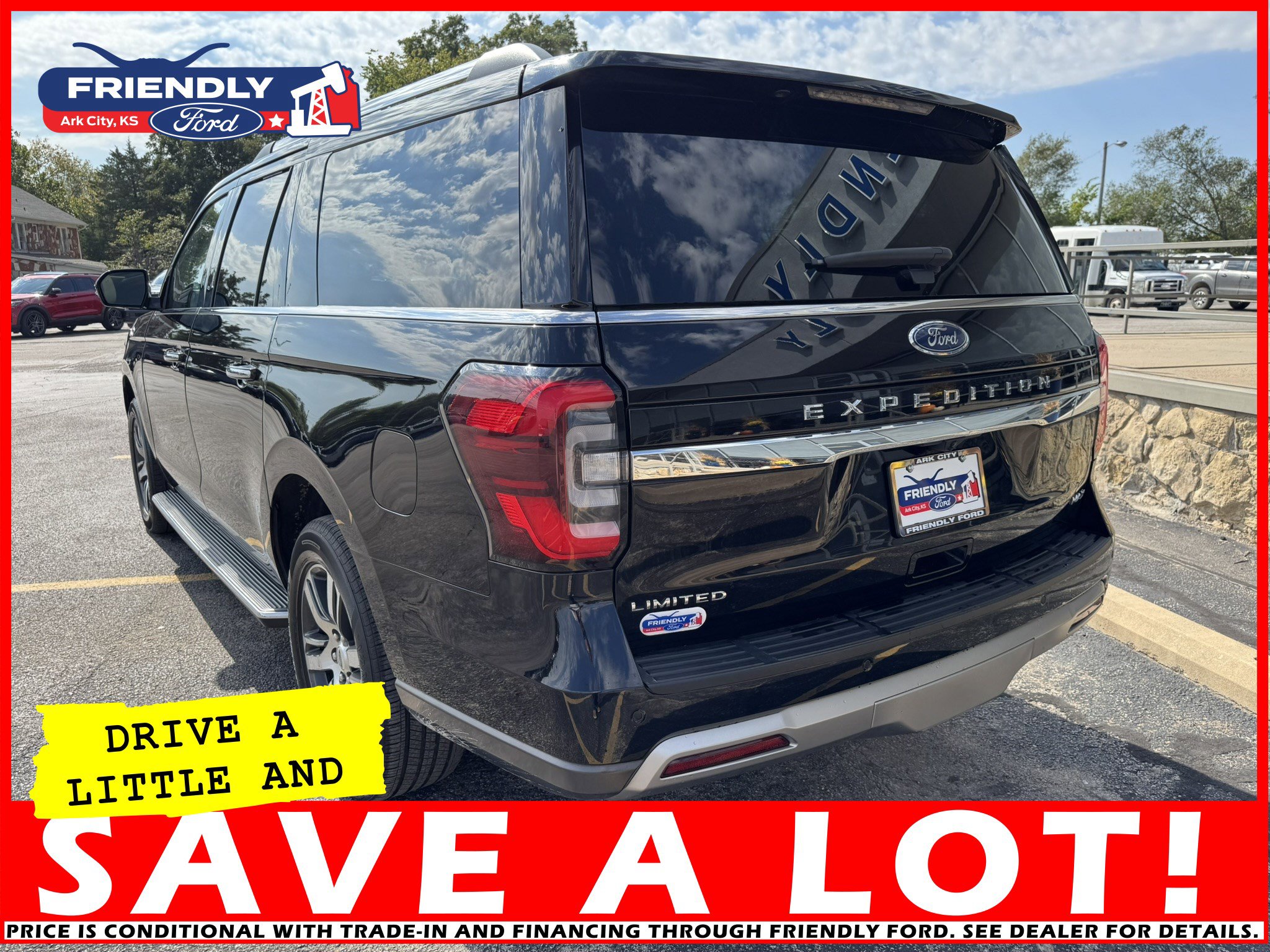 Used 2023 Ford Expedition Max Limited image 3