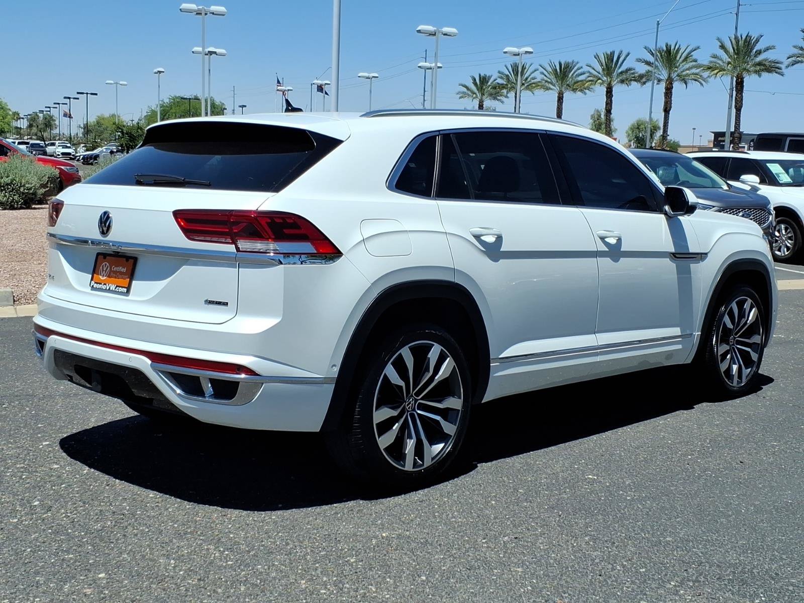 Certified 2023 Volkswagen Atlas Cross Sport SEL Premium R-Line AWD/4WD image 7