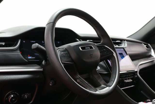 Used 2024 Jeep Grand Cherokee L Limited w/ Luxury Tech Group II image 23