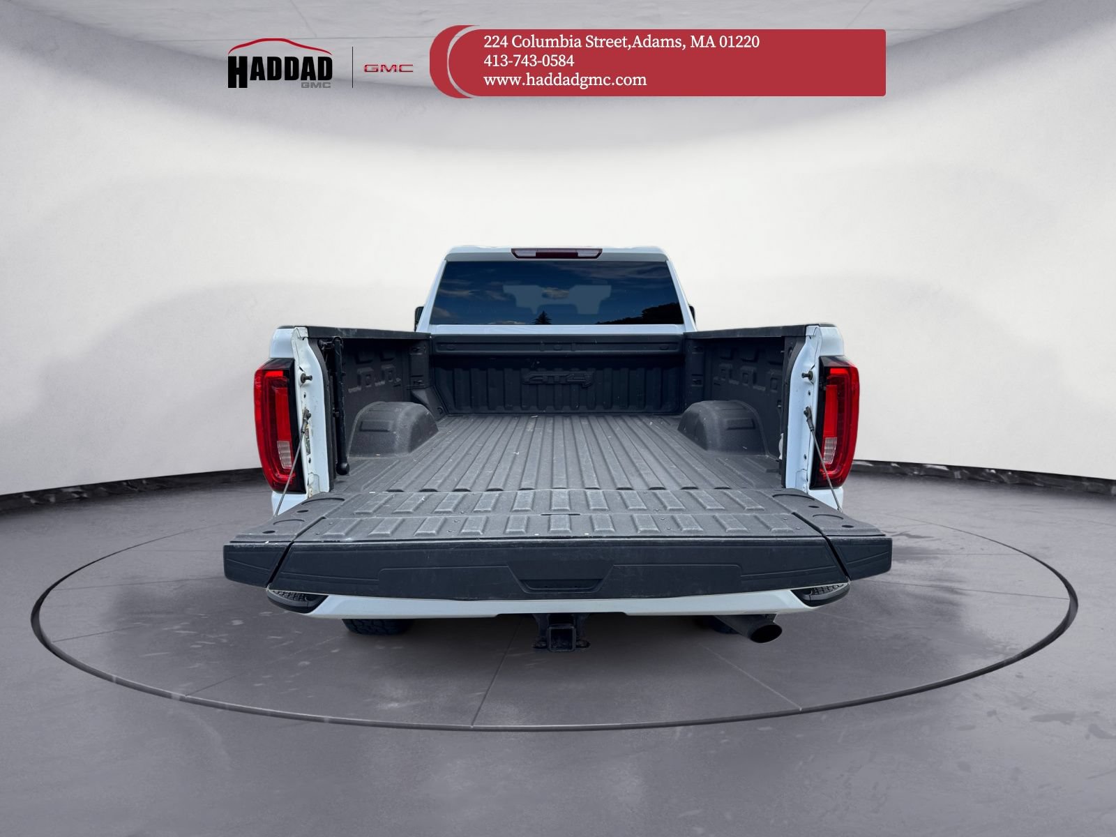Used 2023 GMC Sierra 2500 AT4 AWD/4WD image 10