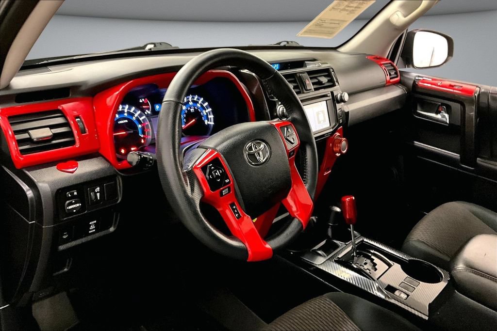 Used 2018 Toyota 4Runner TRD Off-Road AWD/4WD image 17