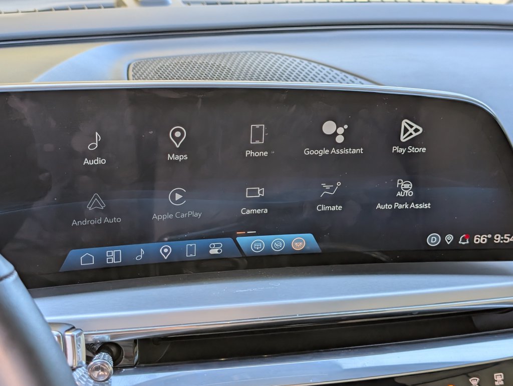 Certified 2024 Cadillac Lyriq Luxury w/ LPO, Floor Liner Package AWD/4WD image 26