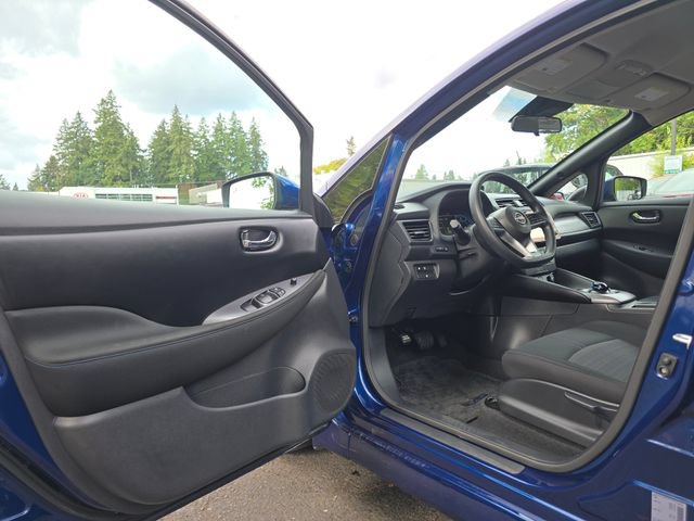 Used 2025 Nissan Leaf S FWD image 15