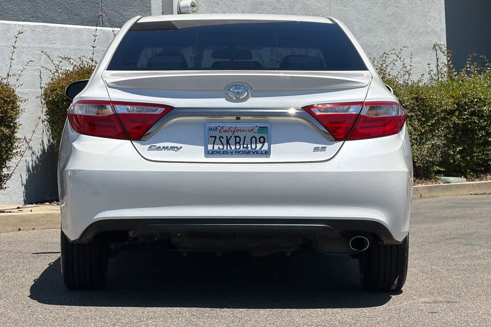 Used 2016 Toyota Camry SE FWD image 8
