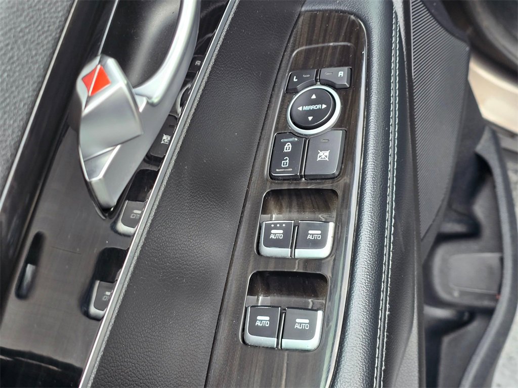 Used 2019 Kia Sorento LX image 14
