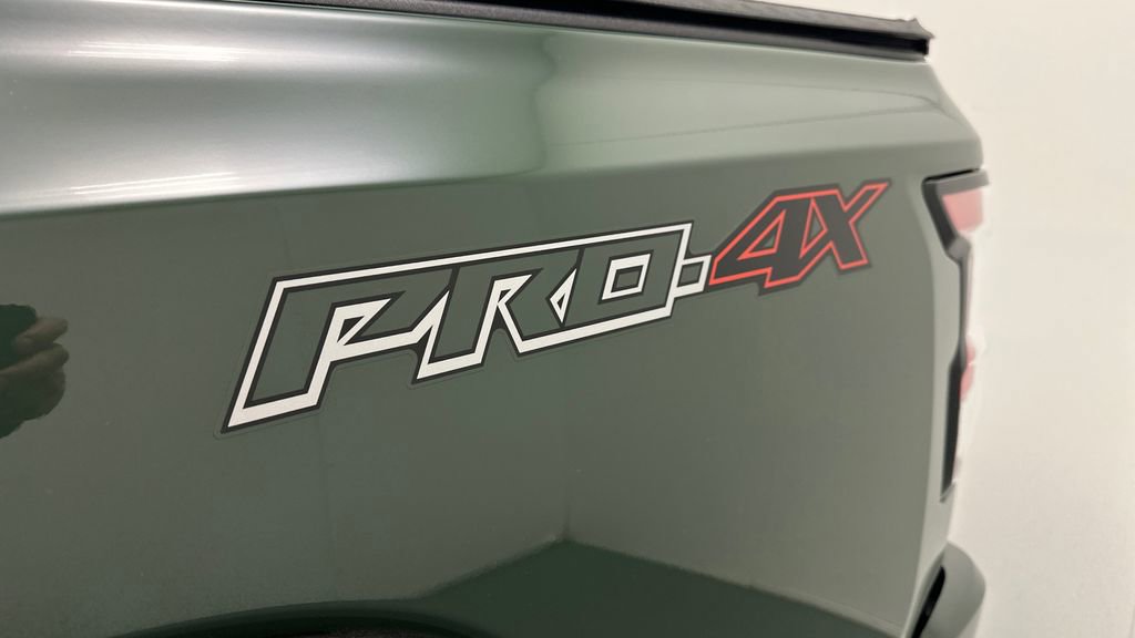 Used 2025 Nissan Frontier PRO-4X w/ Pro Premium Package image 19