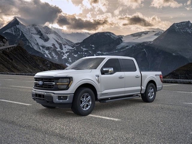 New 2025 Ford F150 XLT w/ Equipment Group 302A MID