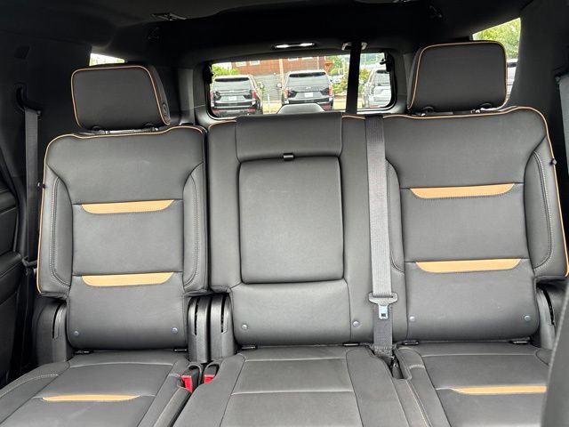 Used 2024 GMC Yukon AT4 AWD/4WD image 34