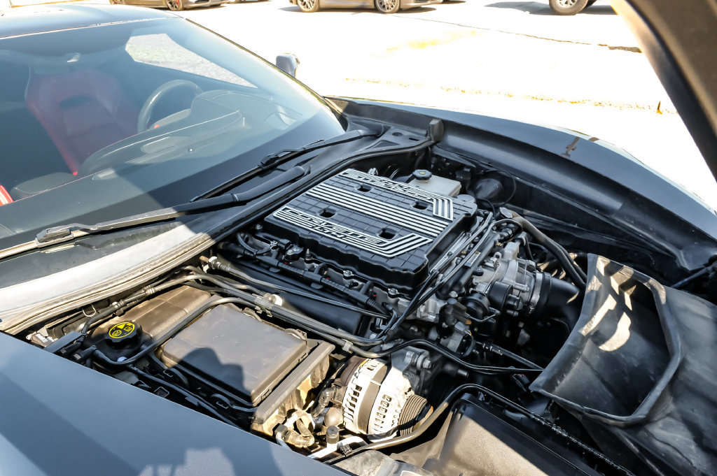 Used 2018 Chevrolet Corvette Z06 RWD image 37