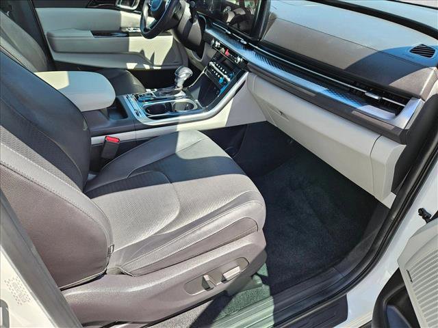 Used 2024 Kia Carnival SX Prestige FWD image 21