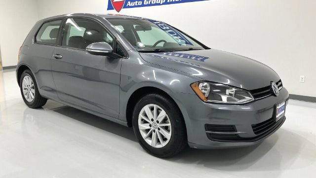 Used 2015 Volkswagen Golf S FWD image 14