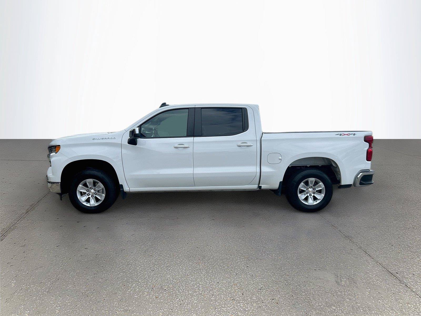 Used 2025 Chevrolet Silverado 1500 LT AWD/4WD image 7