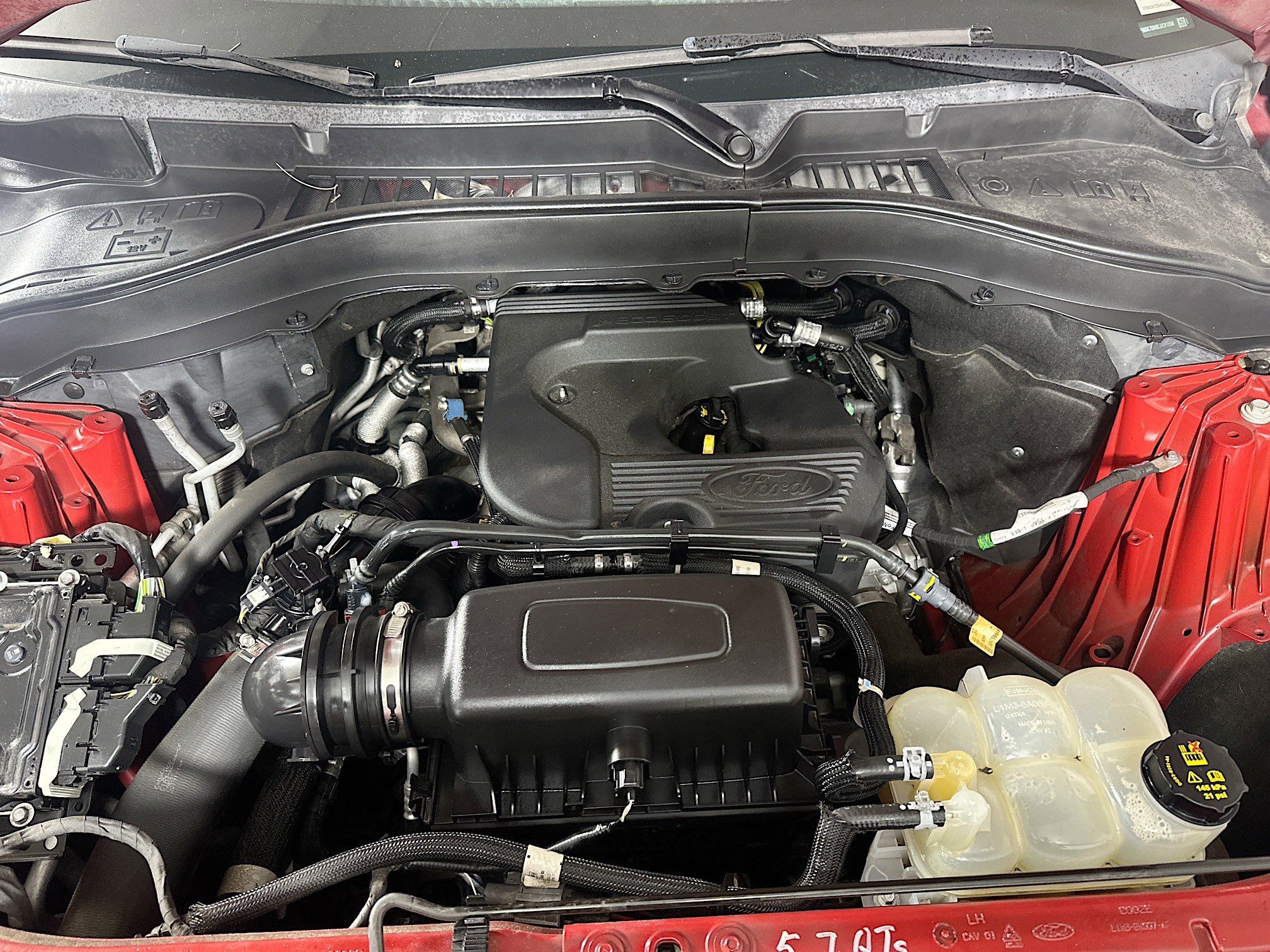 Used 2020 Ford Explorer XLT RWD image 34