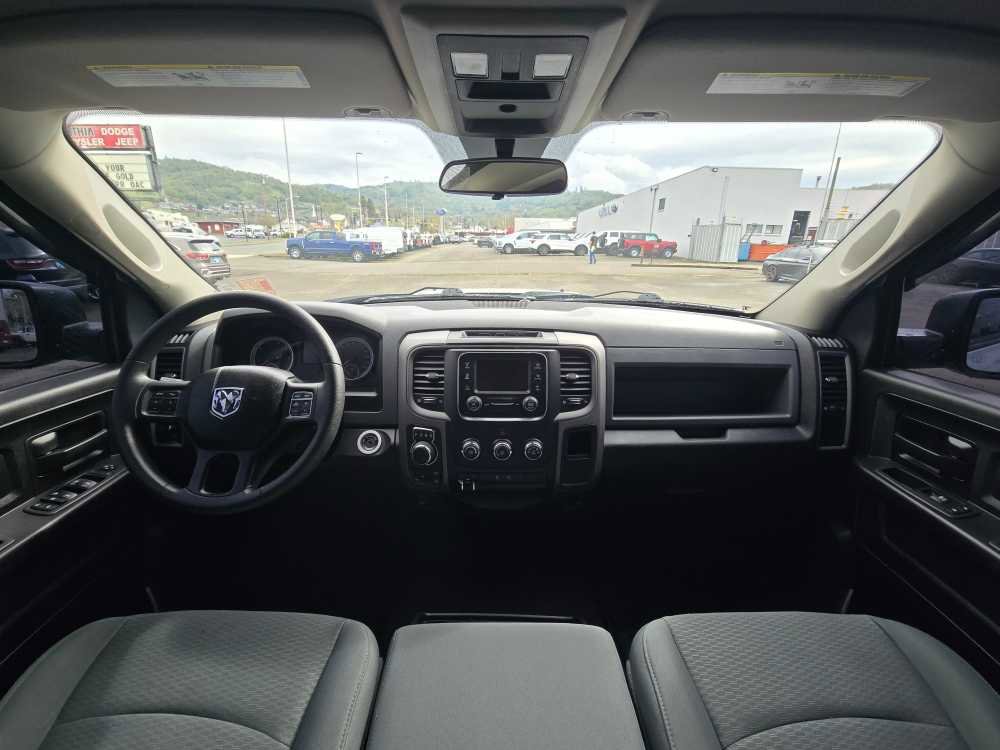 Used 2019 RAM 1500 Express w/ Express Value Package AWD/4WD image 16