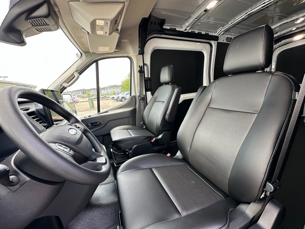 New 2026 Ford Transit 350 148 Medium Roof AWD w/ Load Area Protection Package image 17