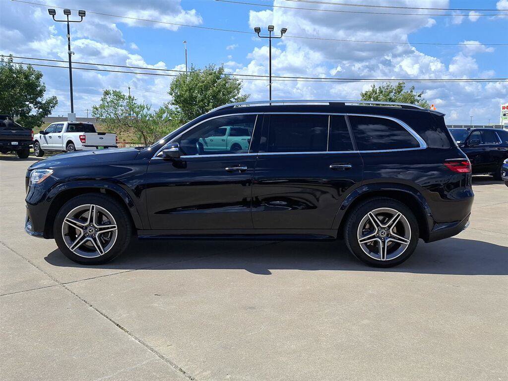 Used 2024 Mercedes-Benz GLS 450 4MATIC image 31