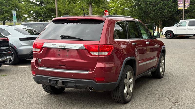 Used 2013 Jeep Grand Cherokee Overland AWD/4WD image 3