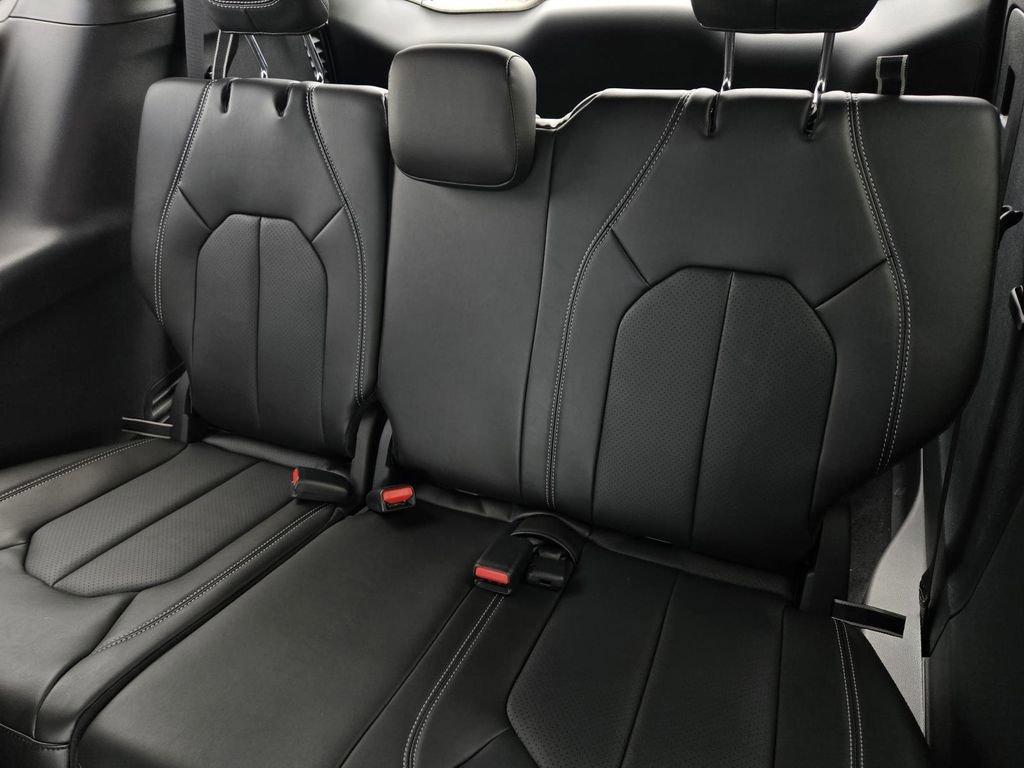 New 2026 Chrysler Voyager LX FWD image 12