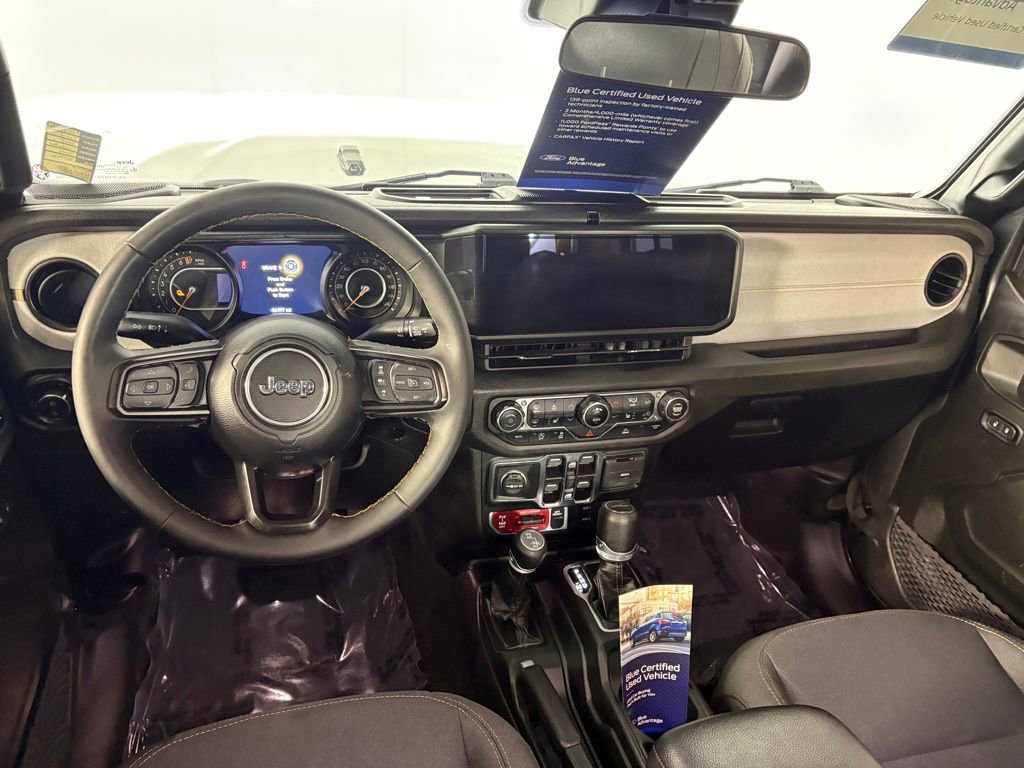 Used 2024 Jeep Gladiator Sport image 25