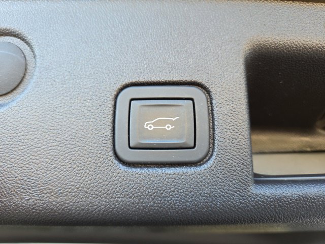 Used 2024 Chevrolet Equinox LT w/ LPO, Floor Liner Package AWD/4WD image 45