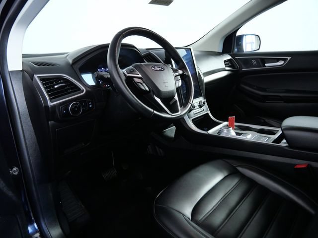 Certified 2024 Ford Edge SEL w/ Convenience Package AWD/4WD image 16