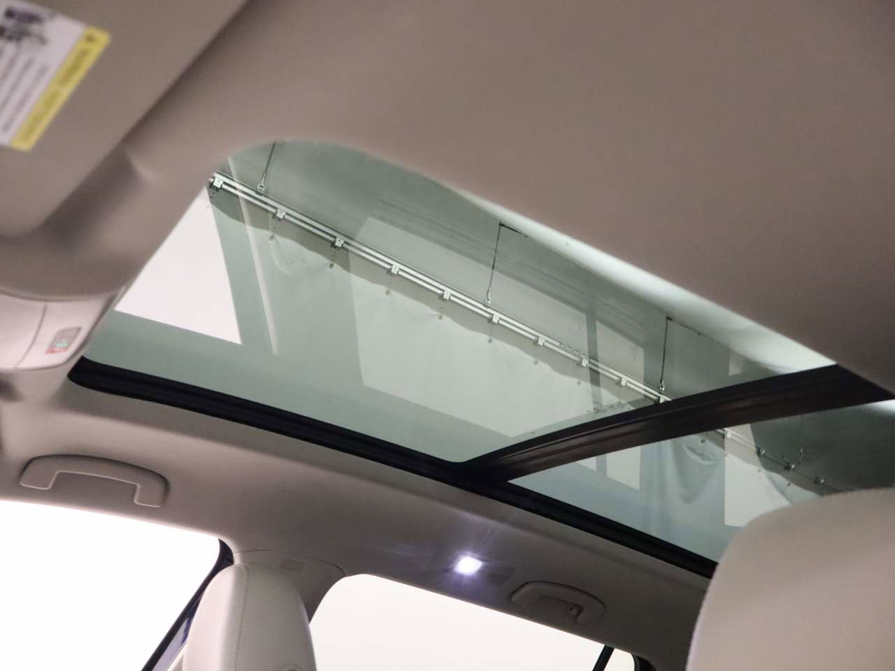 Used 2022 Volkswagen Atlas SEL image 18