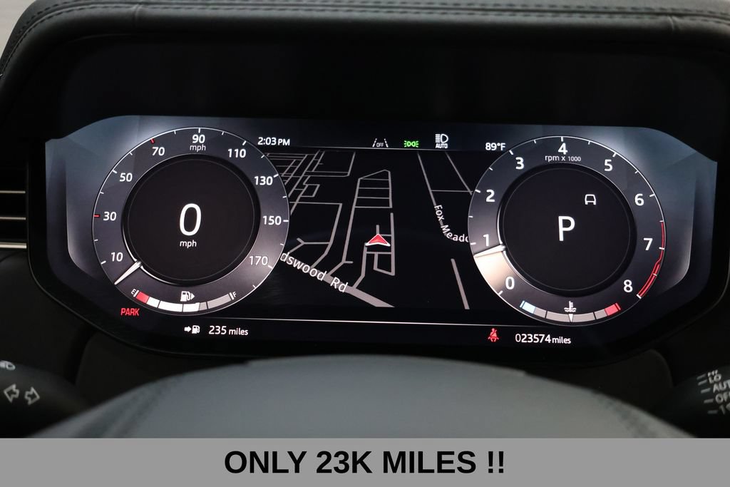 Used 2025 Land Rover Range Rover Long Wheelbase SE AWD/4WD image 5