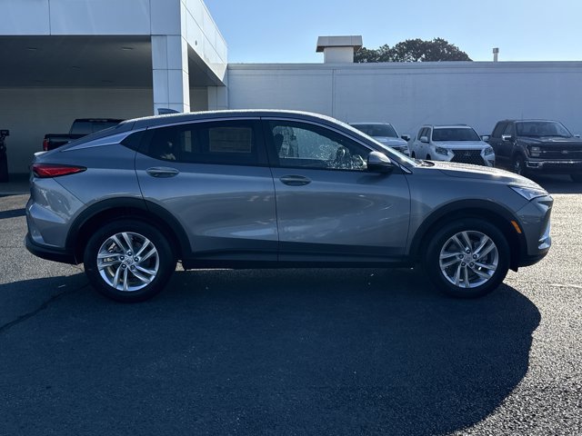 New 2026 Buick Envista Preferred w/ Convenience II Package image 2