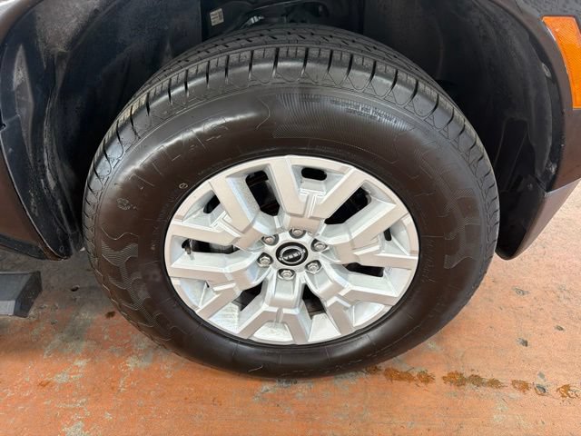 Used 2022 Nissan Frontier SV RWD image 10