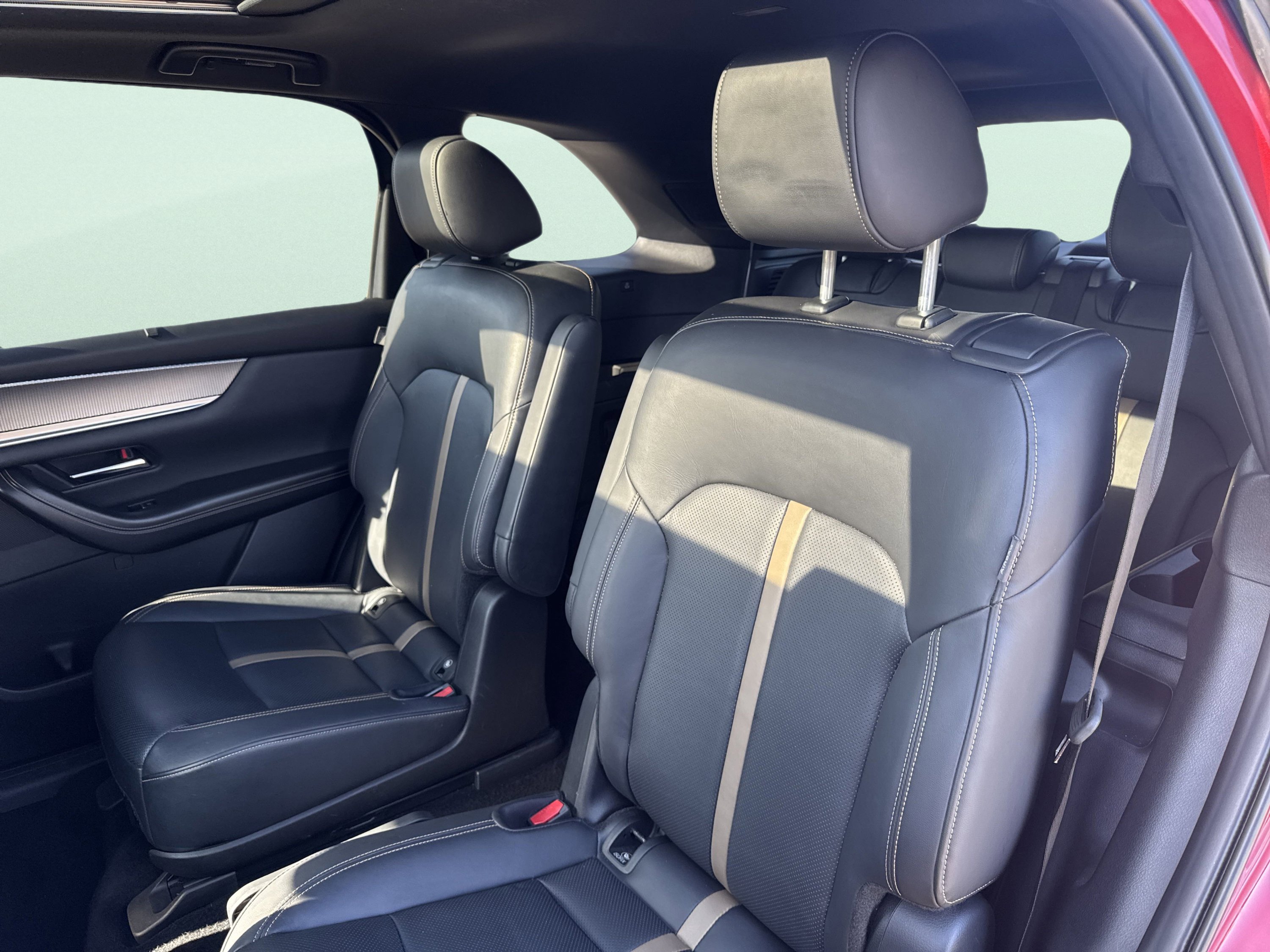 Used 2024 MAZDA CX-90 Plug-In Hybrid w/ Premium Plus image 15