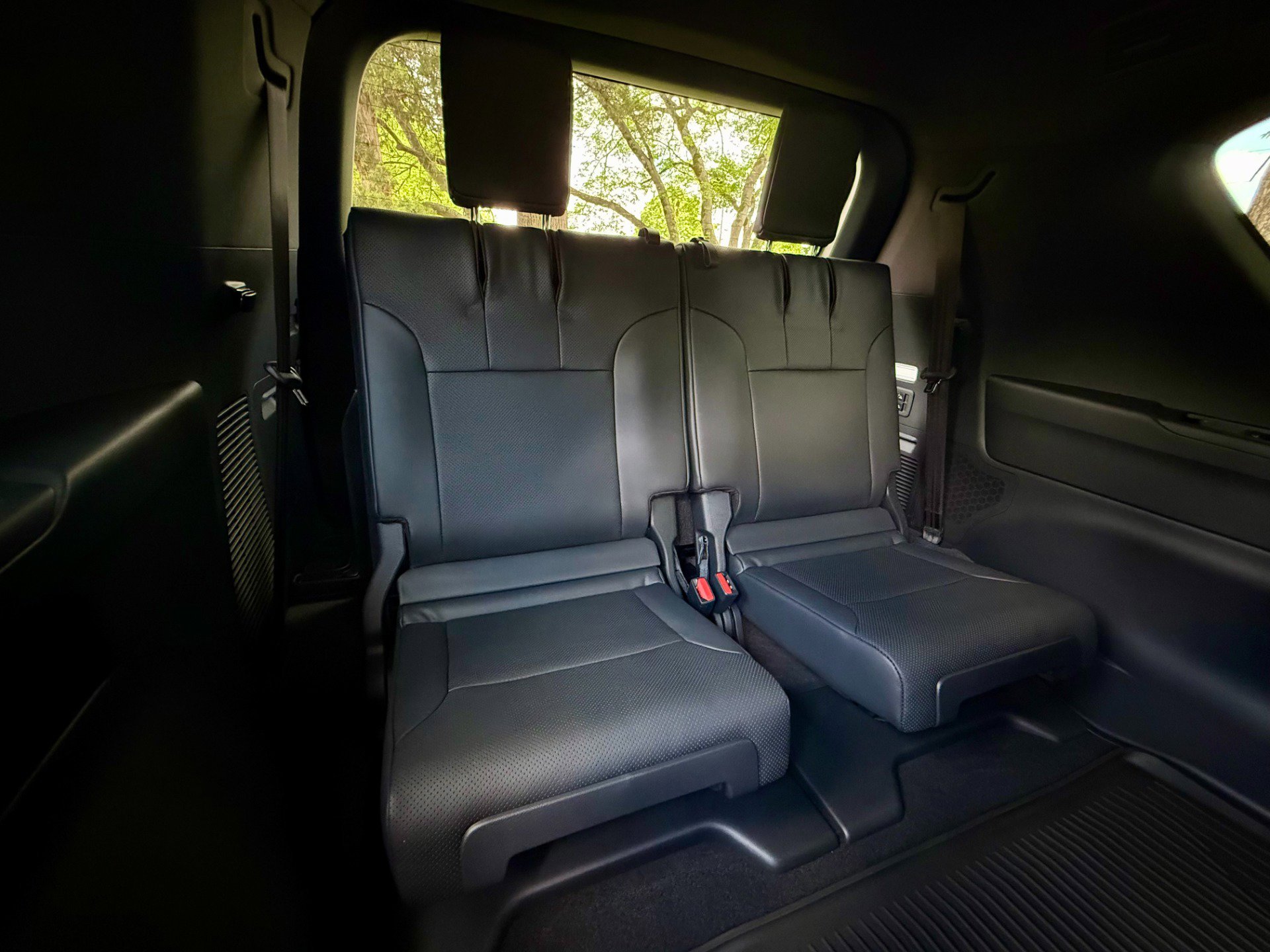 Used 2024 Lexus LX 600 F Sport AWD/4WD image 25