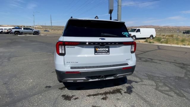 Used 2025 Ford Explorer Active w/ Active Comfort Package AWD/4WD image 7