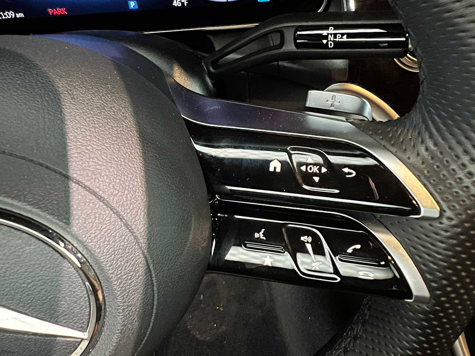 Used 2024 Mercedes-Benz GLC 300 4MATIC image 30