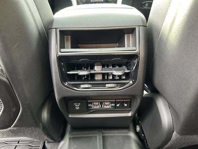 Used 2022 Jeep Grand Cherokee Limited 4xe w/ Luxury Tech Group II AWD/4WD image 20