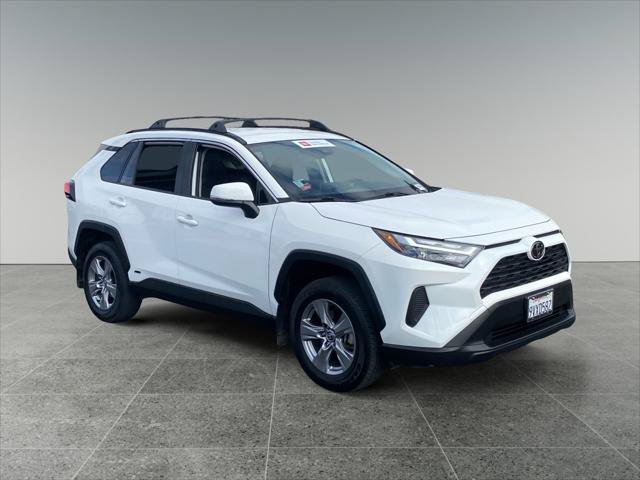 Certified 2025 Toyota RAV4 LE AWD/4WD image 7