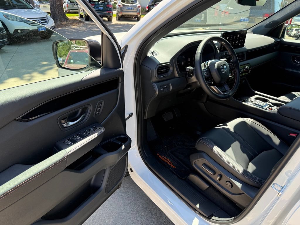 Certified 2026 Honda Pilot TrailSport image 15
