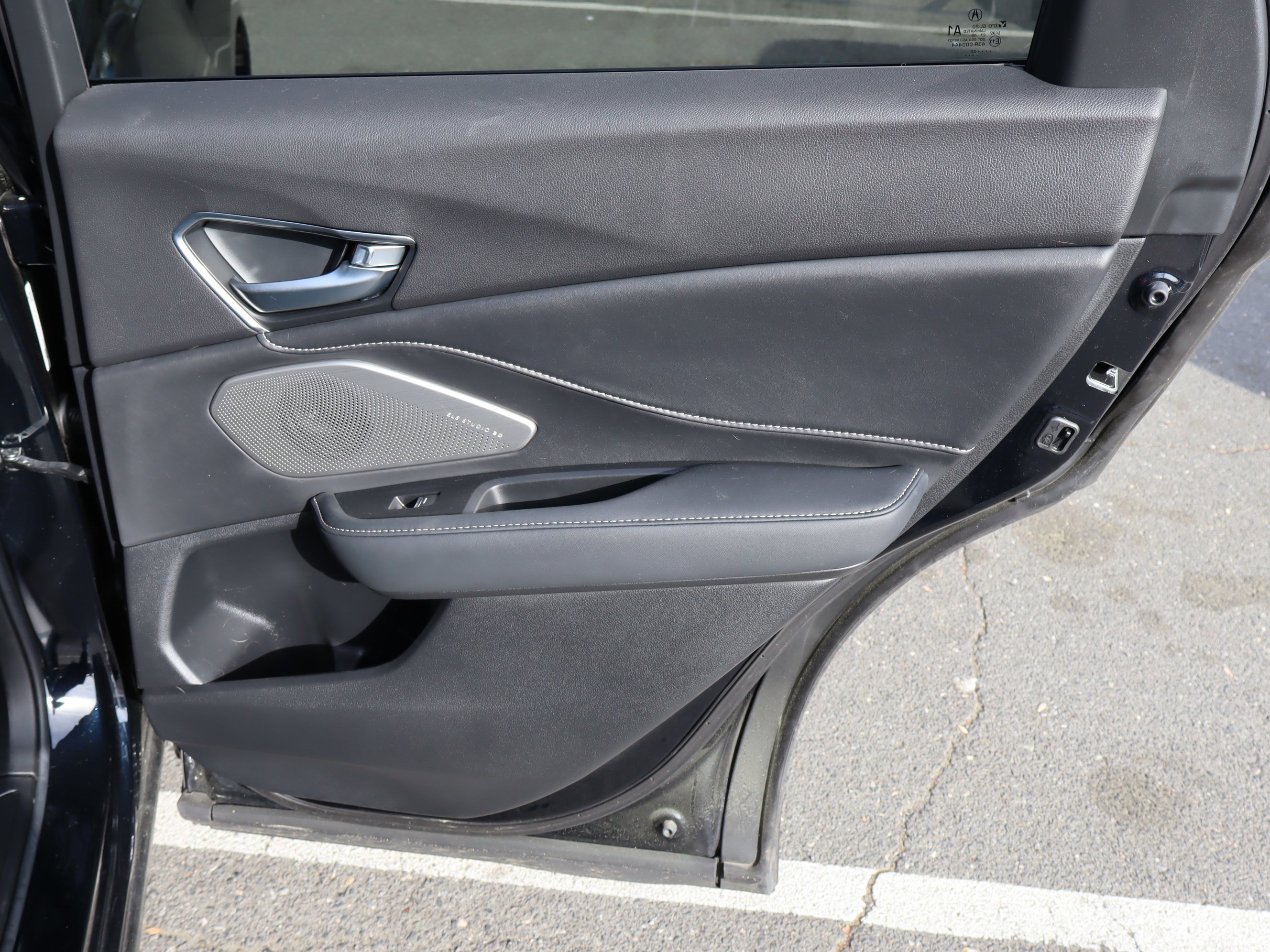 Used 2025 Acura RDX SH-AWD w/ Advance Package image 34