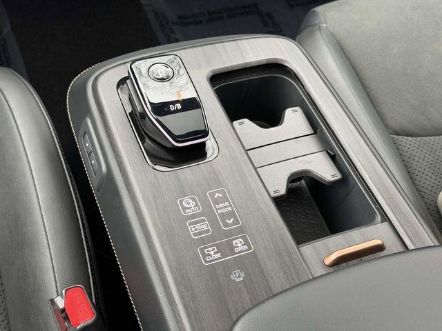 Used 2023 Nissan Ariya FWD image 20