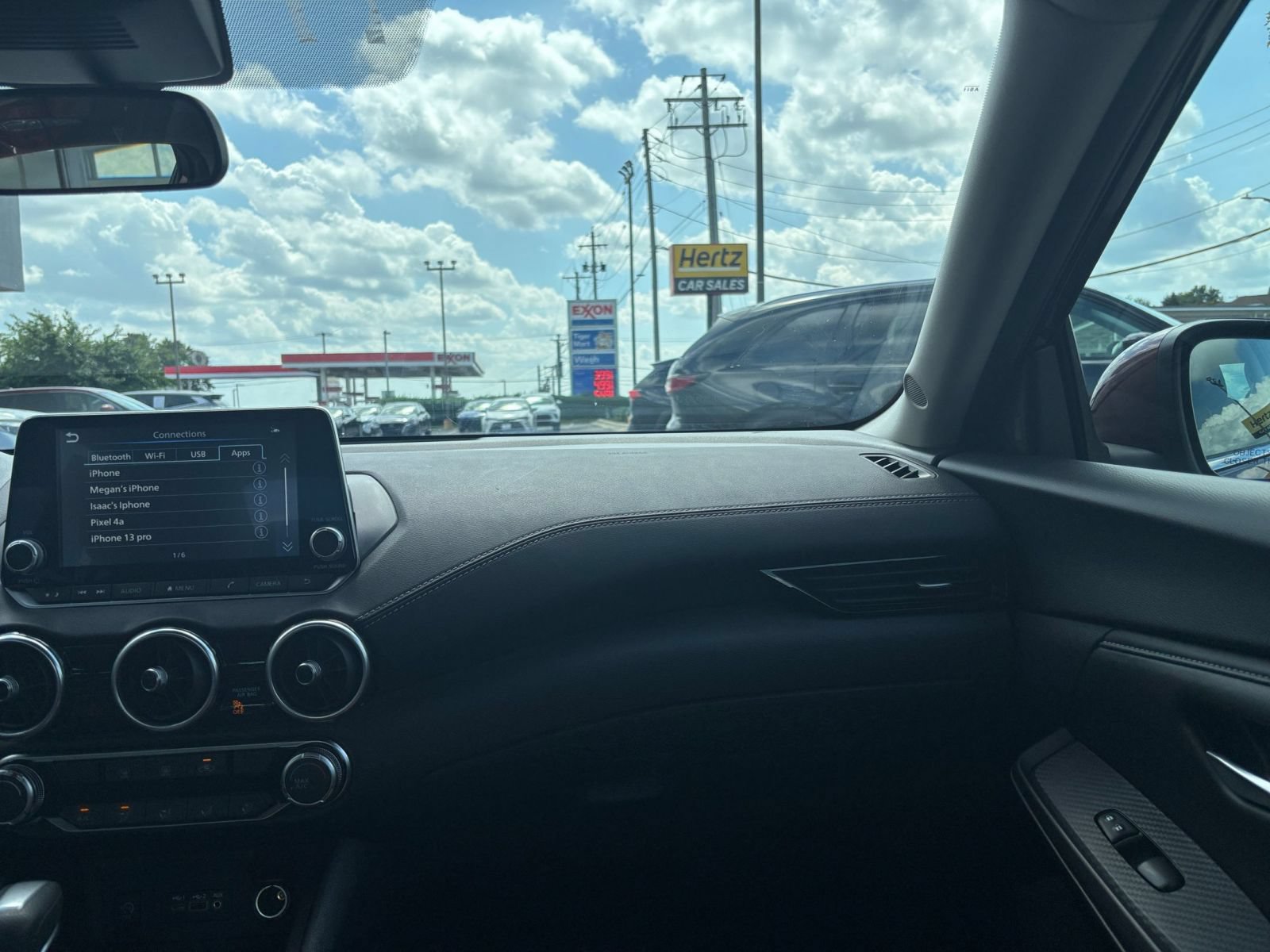 Used 2025 Nissan Sentra SV FWD image 28