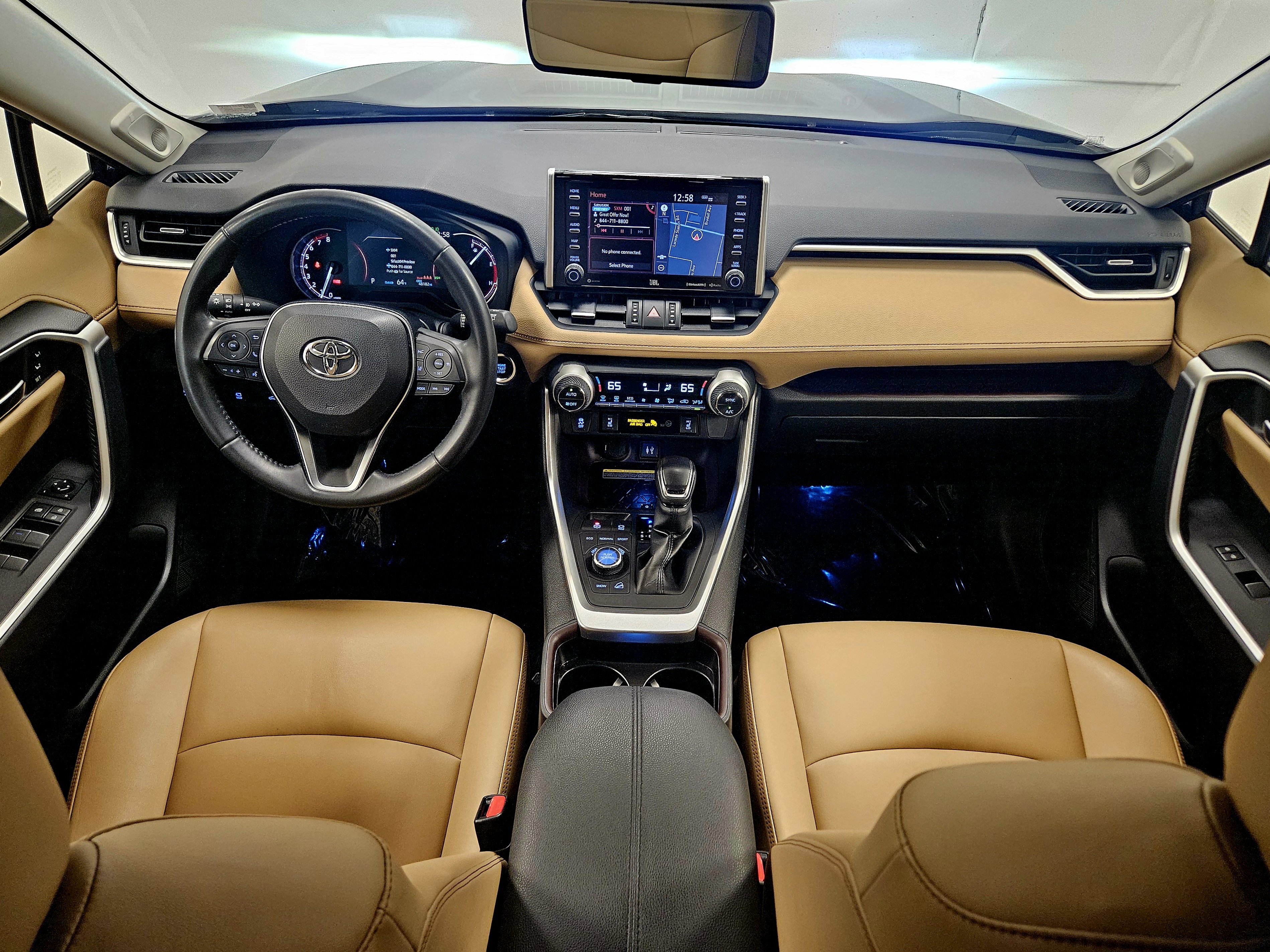 Used 2019 Toyota RAV4 Limited w/ Advanced Technology Package AWD/4WD image 11