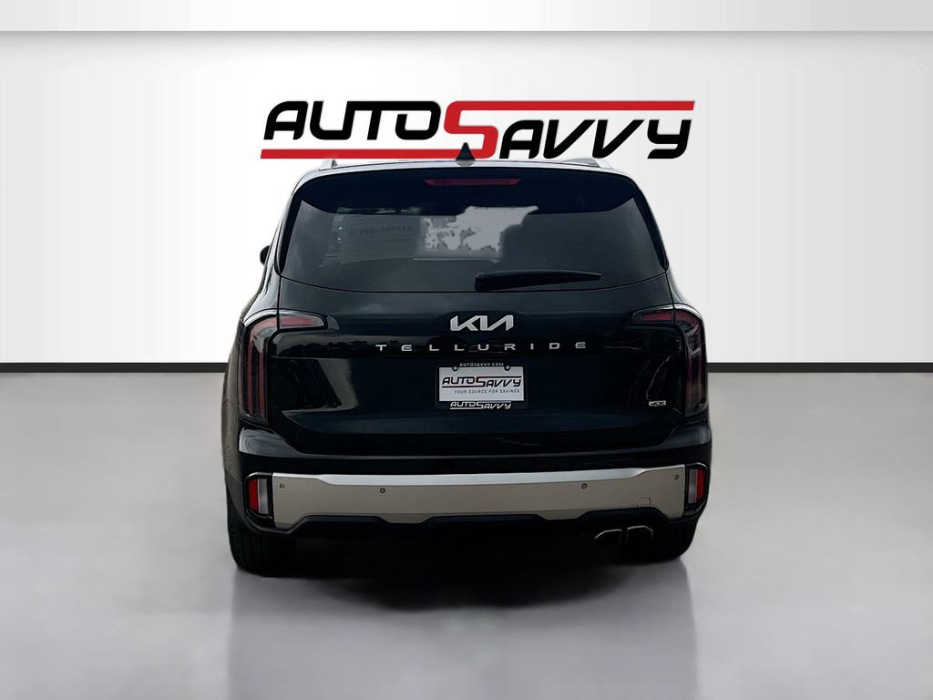 Used 2024 Kia Telluride EX w/ EX Captain's Chair Package image 6