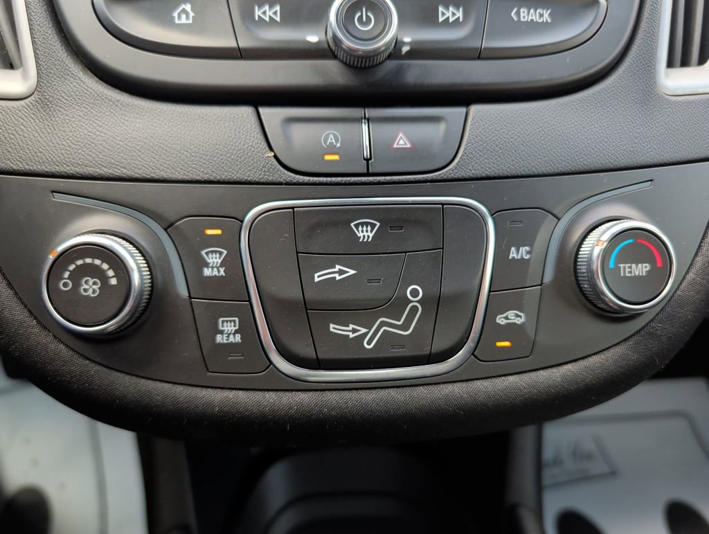 Used 2021 Chevrolet Malibu RS image 15