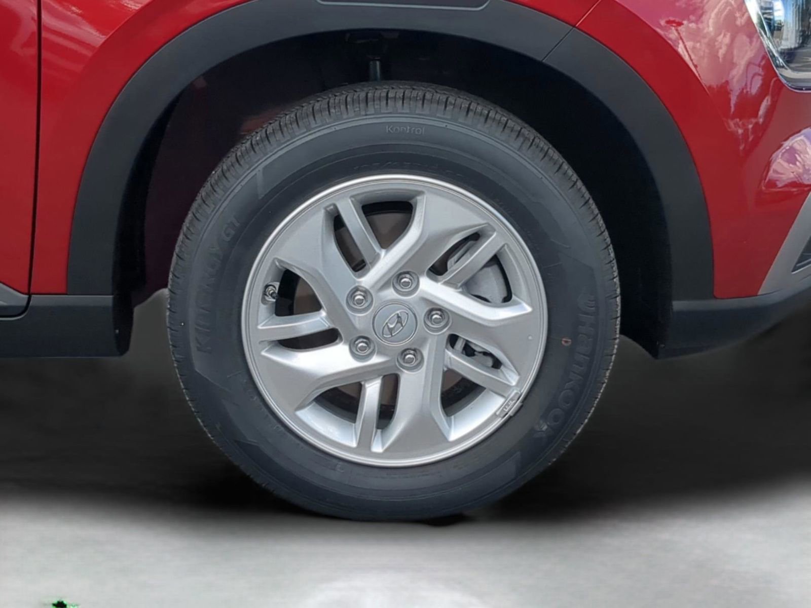 New 2026 Hyundai Venue SE FWD image 18